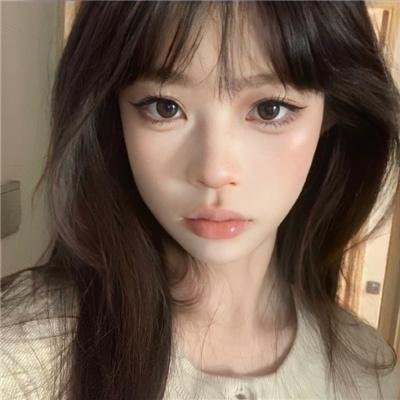 修学旅行时被分进了合不来的组