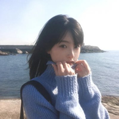 黑暗笼罩她七年